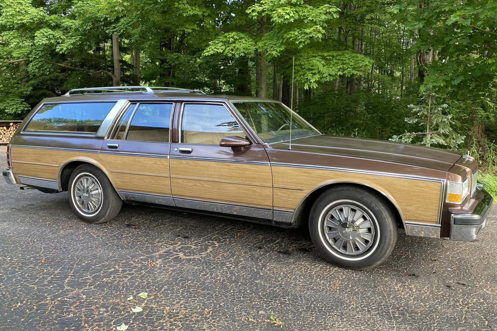 1988 Chevrolet Caprice Classic sold for $7,000