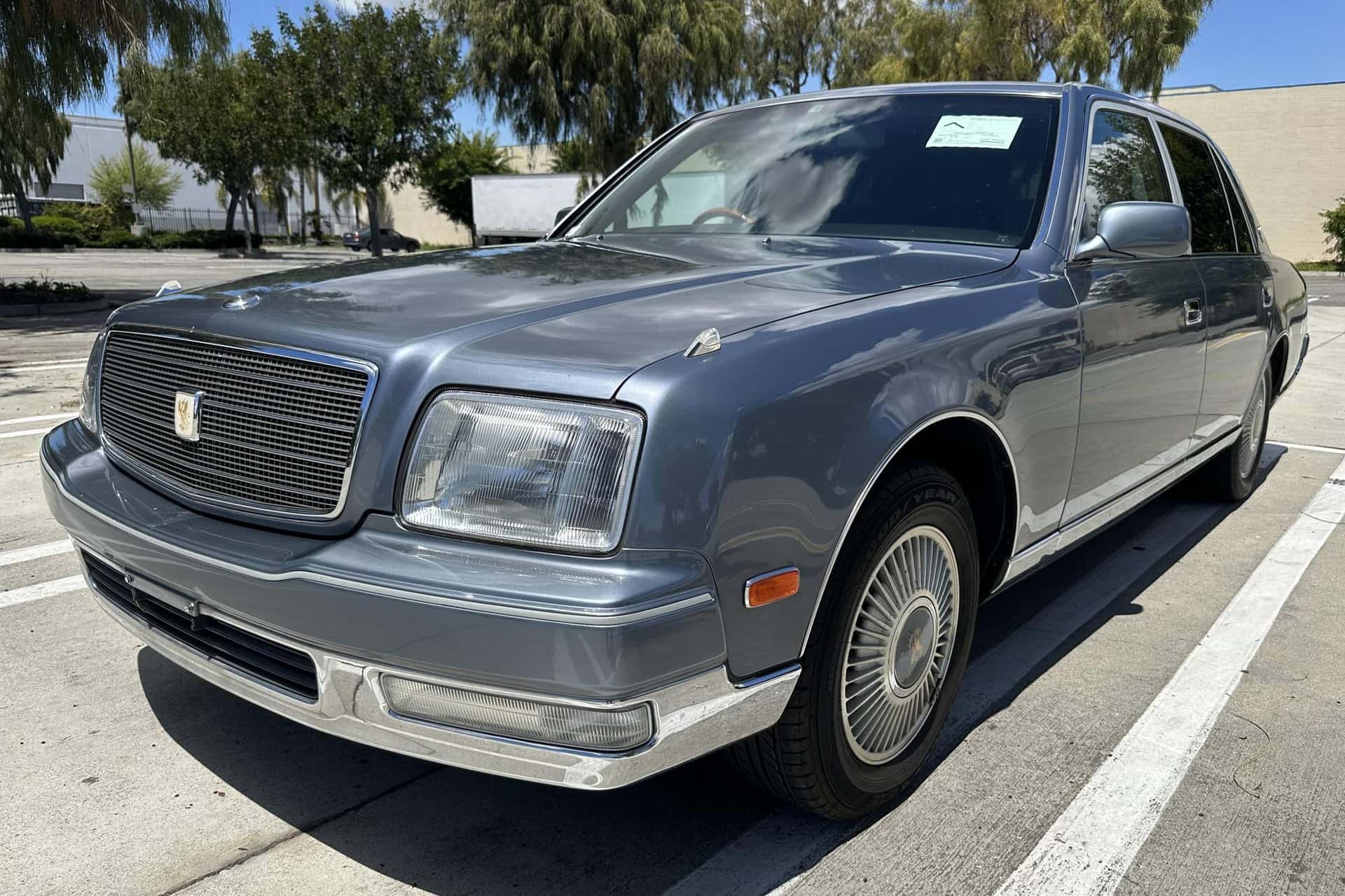 1997 Toyota Century sold for $18,500