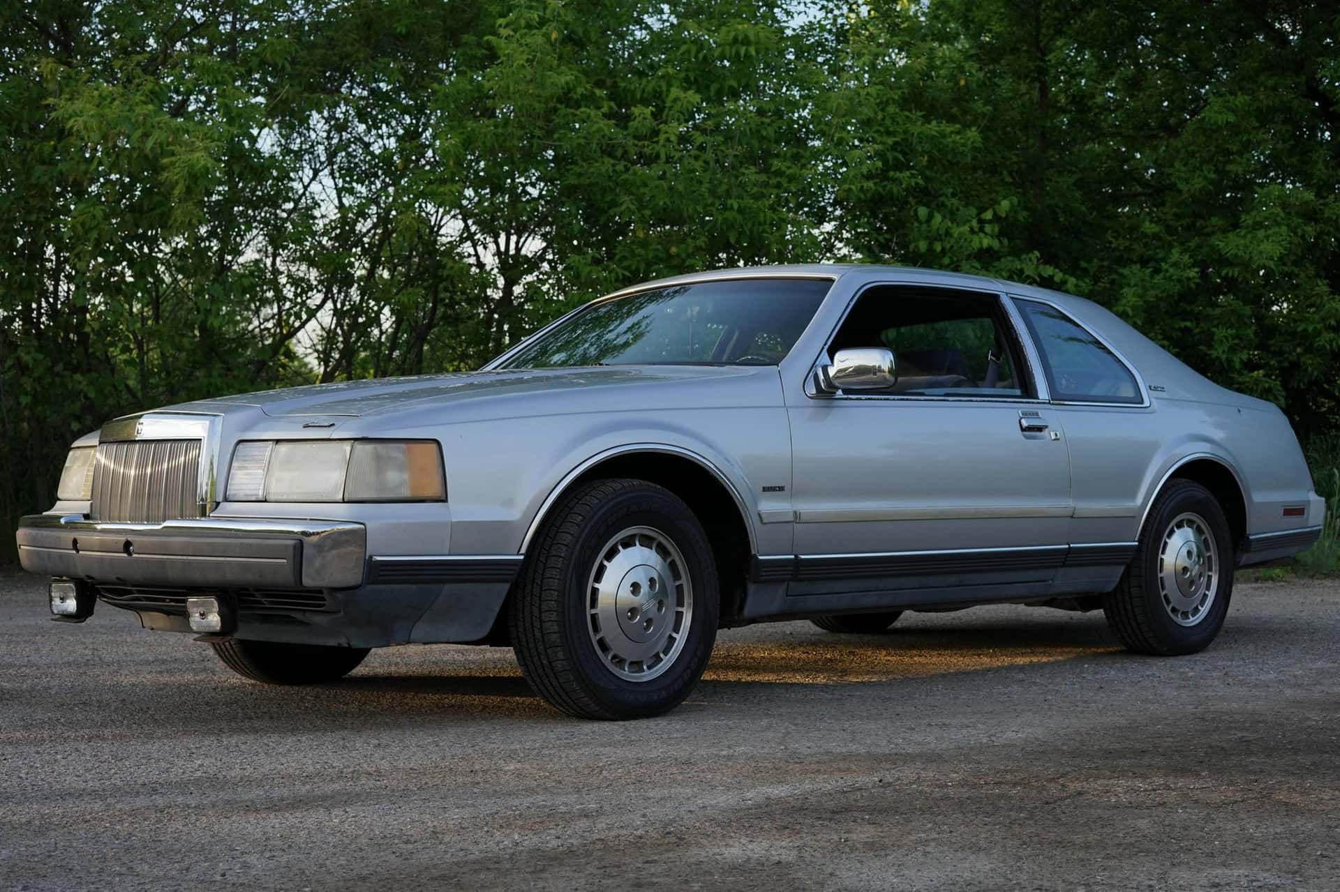1984 Lincoln Mark VII sold for $2,666