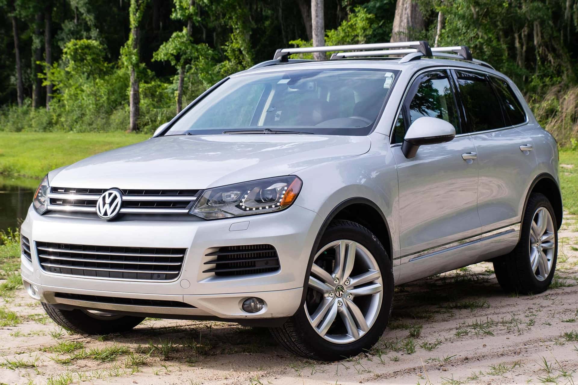 2012 Volkswagen Touareg sold for $29,750