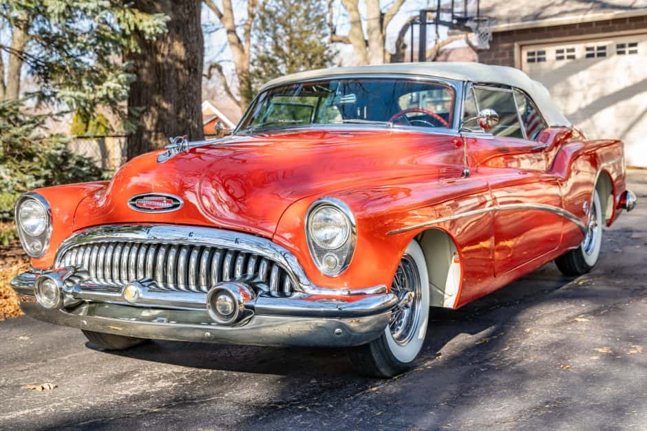 1953 Buick Skylark sold for $61,000