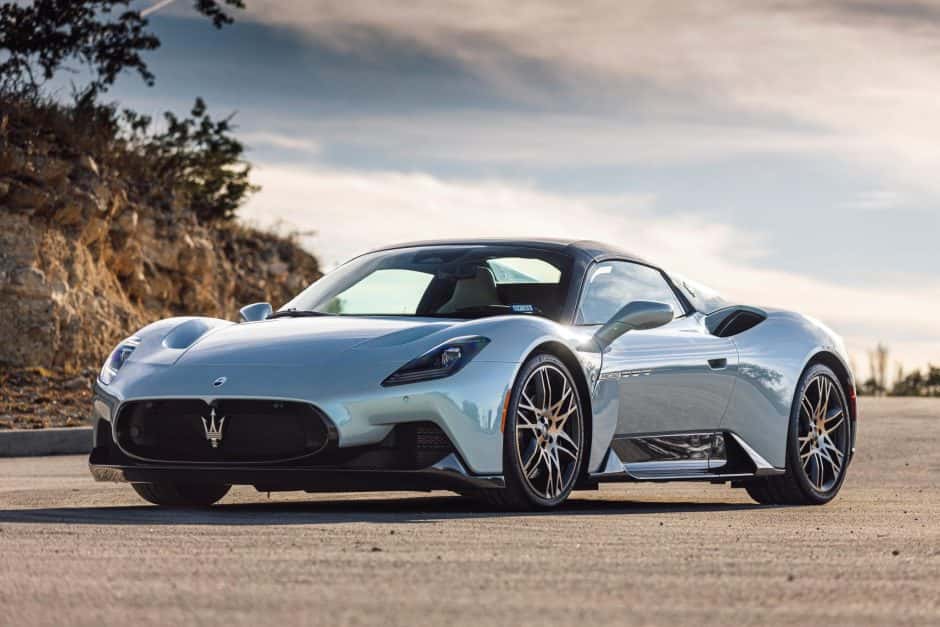 2023 Maserati MC20 sold for $280,000