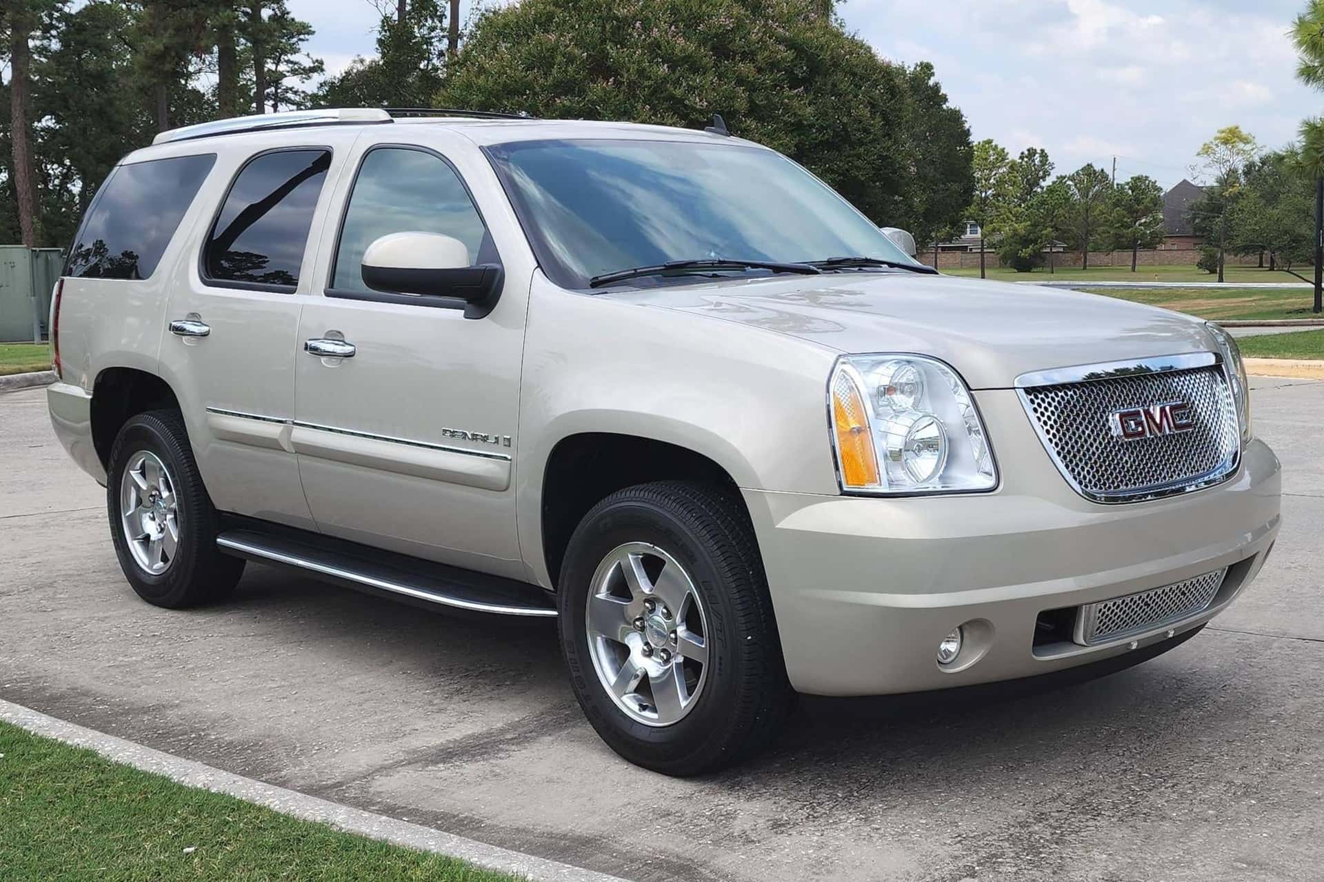 2007 GMC Yukon sold for $20,250