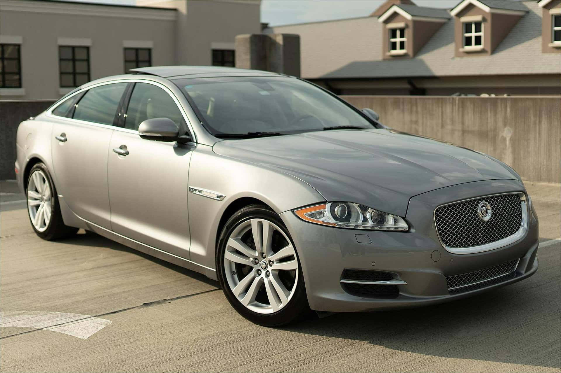 2011 Jaguar XJL sold for $14,700
