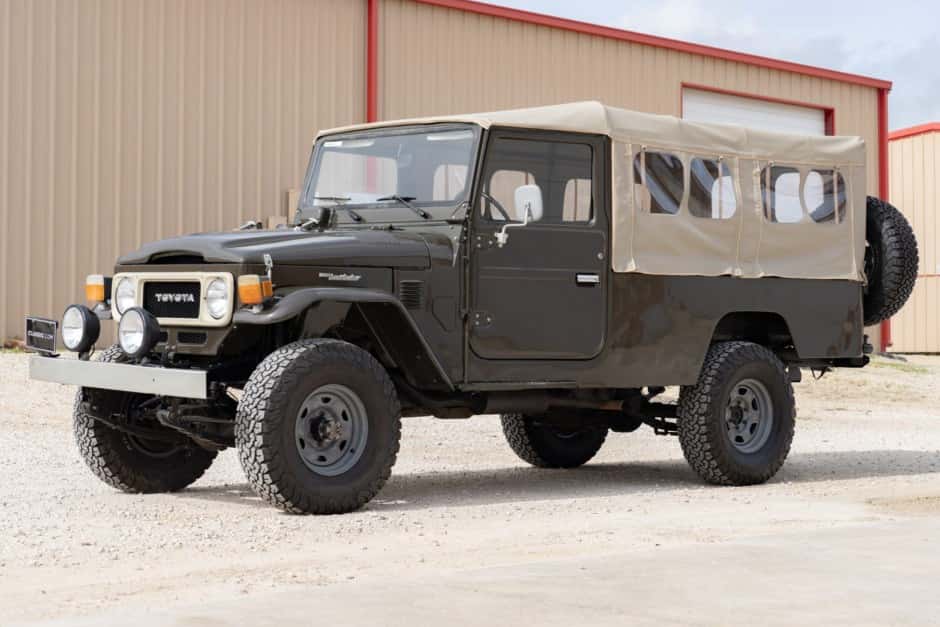 1981 Toyota Land Cruiser FJ45 sold for $30,000