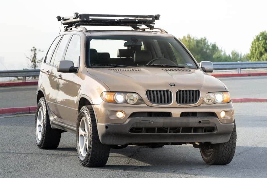 2005 BMW X5 sold for $7,100