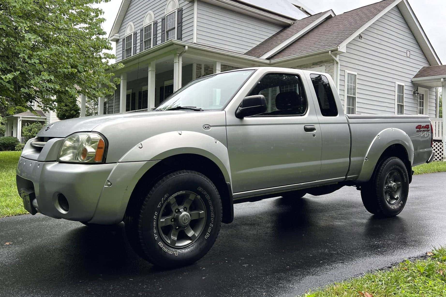2004 Nissan Frontier sold for $8,410