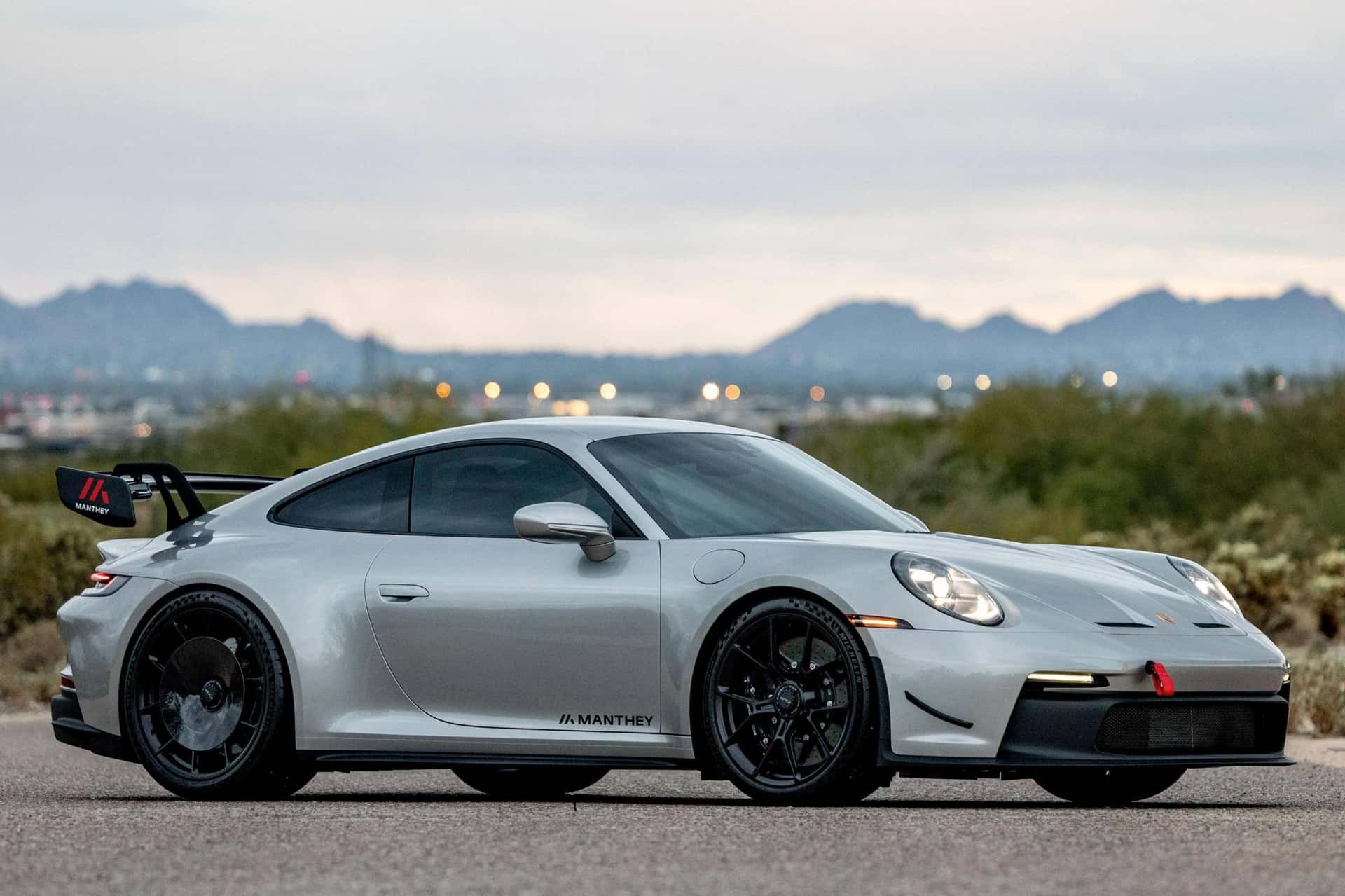 2023 Porsche 992 911 sold for $280,000