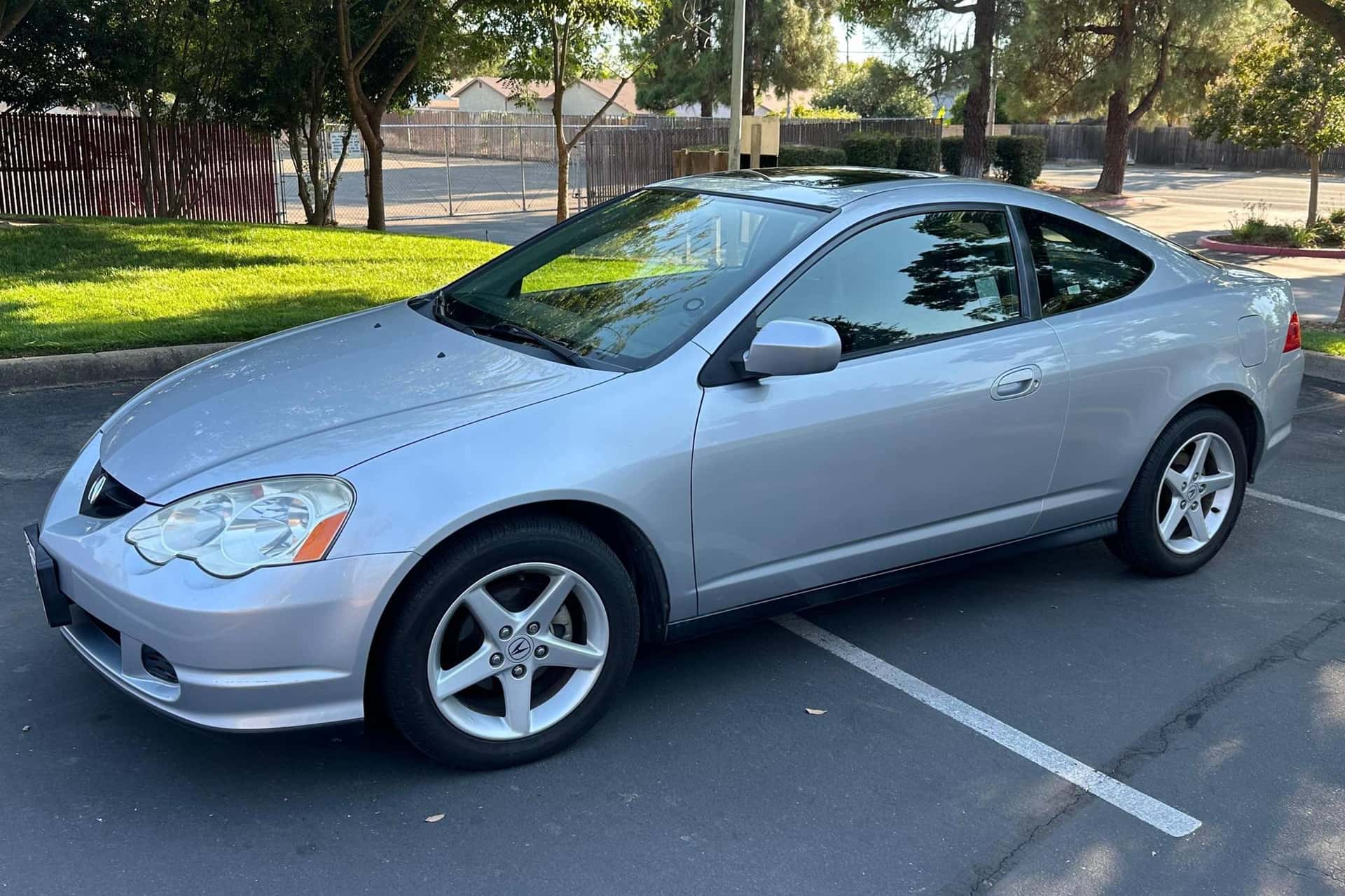 2004 Acura RSX sold for $10,600