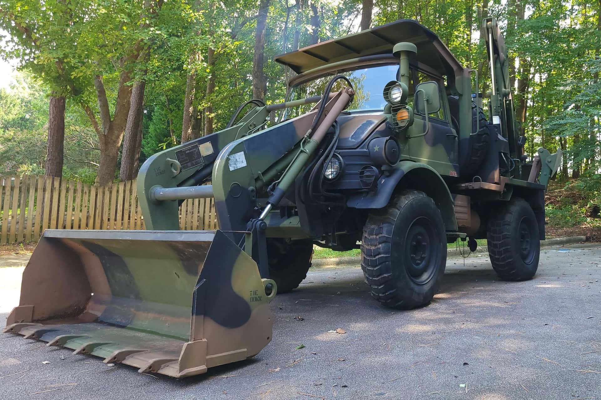 1988 Mercedes-Benz Unimog sold for $20,000