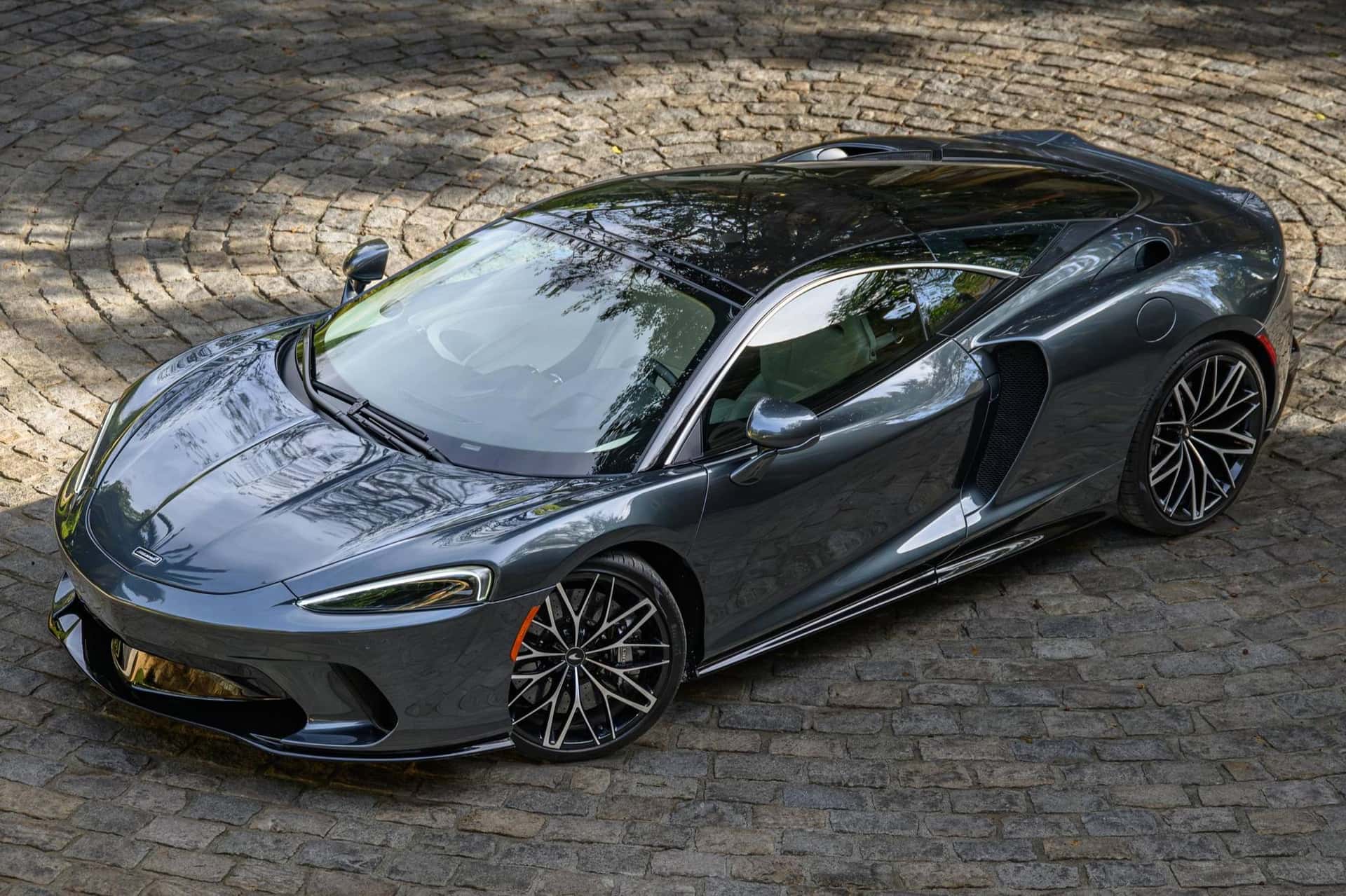 2021 McLaren GT sold for $151,000