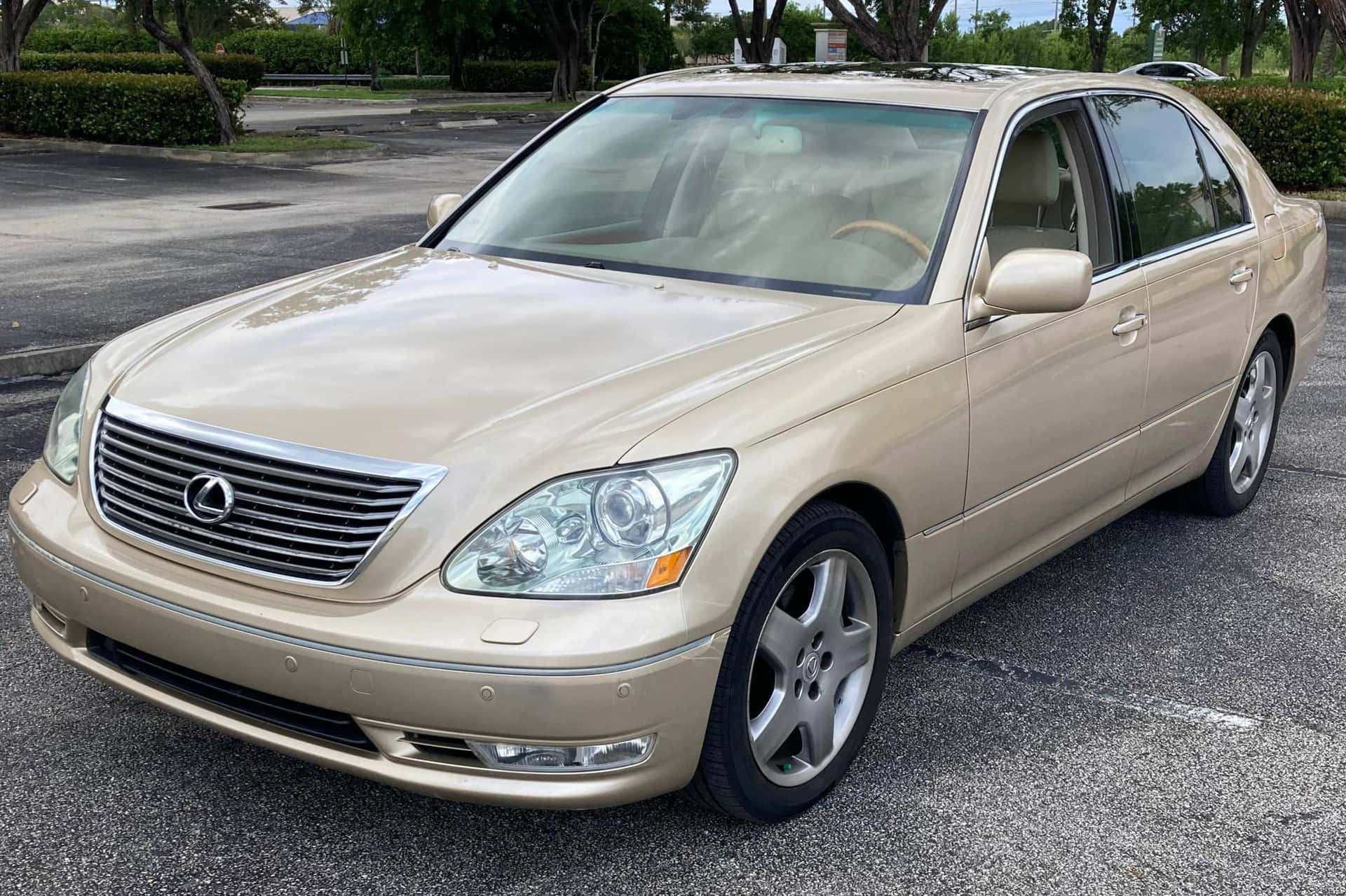 2006 Lexus LS sold for $4,600