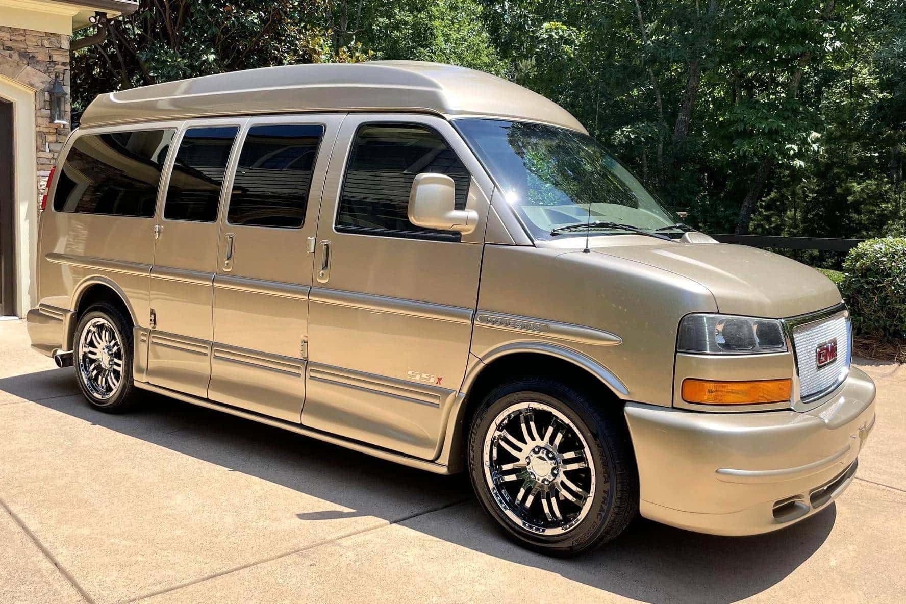 2013 GMC Savana sold for $32,000