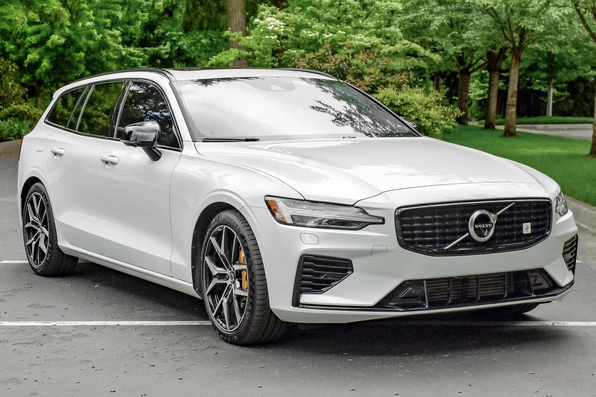 2020 Volvo V60 sold for $58,500