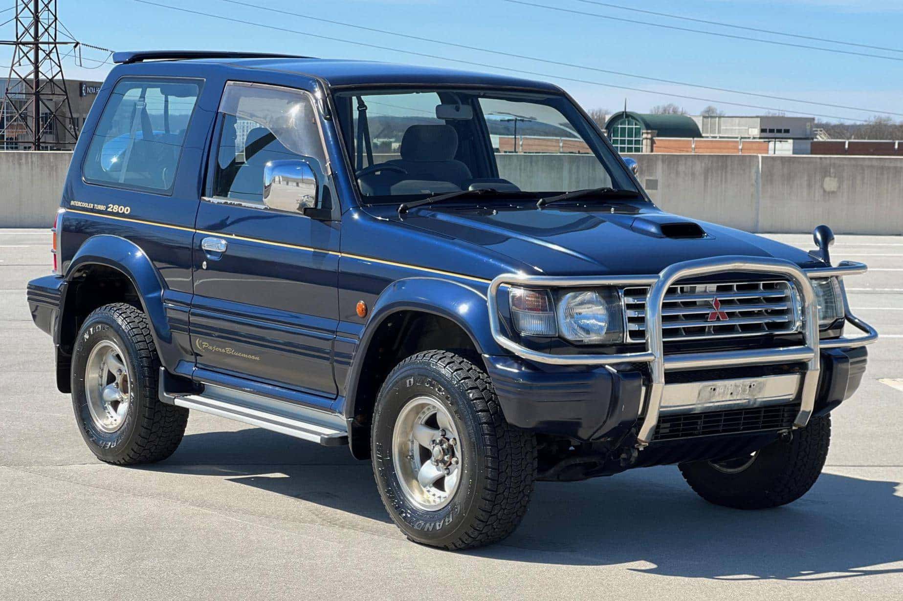 1995 Mitsubishi Pajero sold for $9,100