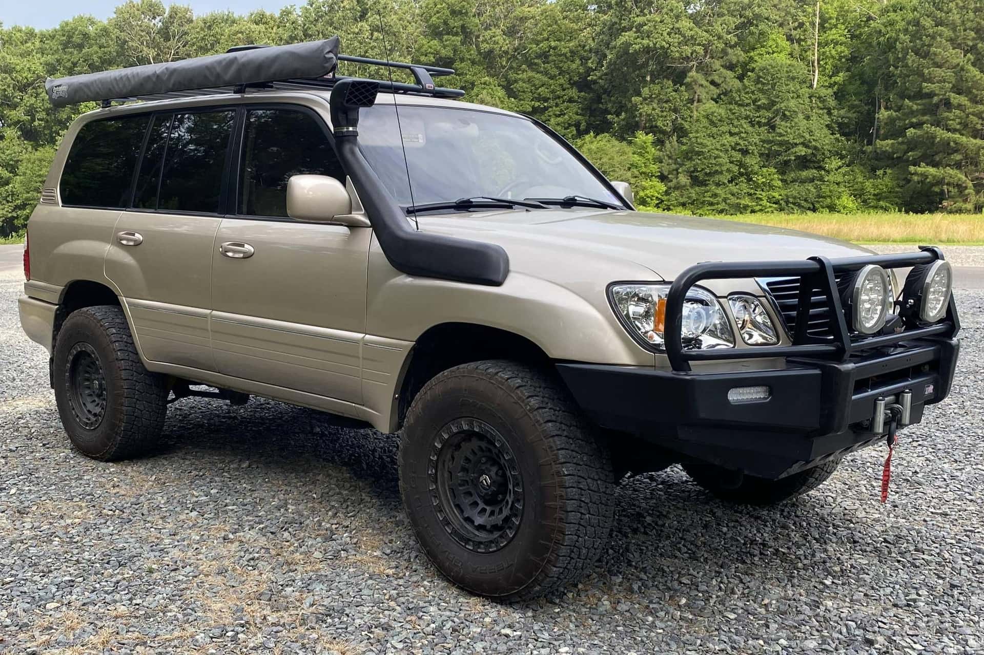 2002 Lexus LX sold for $15,000