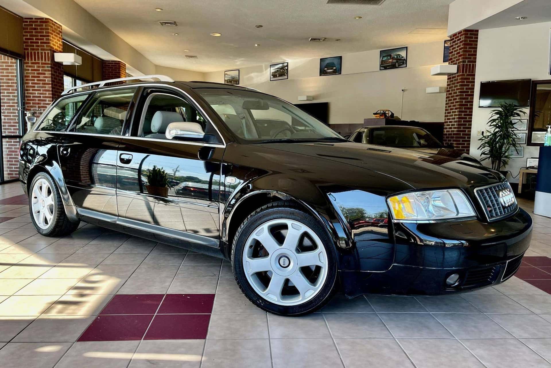 2003 Audi S6 sold for $10,400