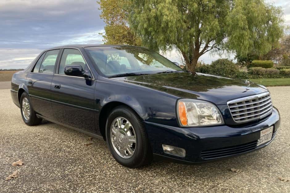 2003 Cadillac DeVille sold for $9,100