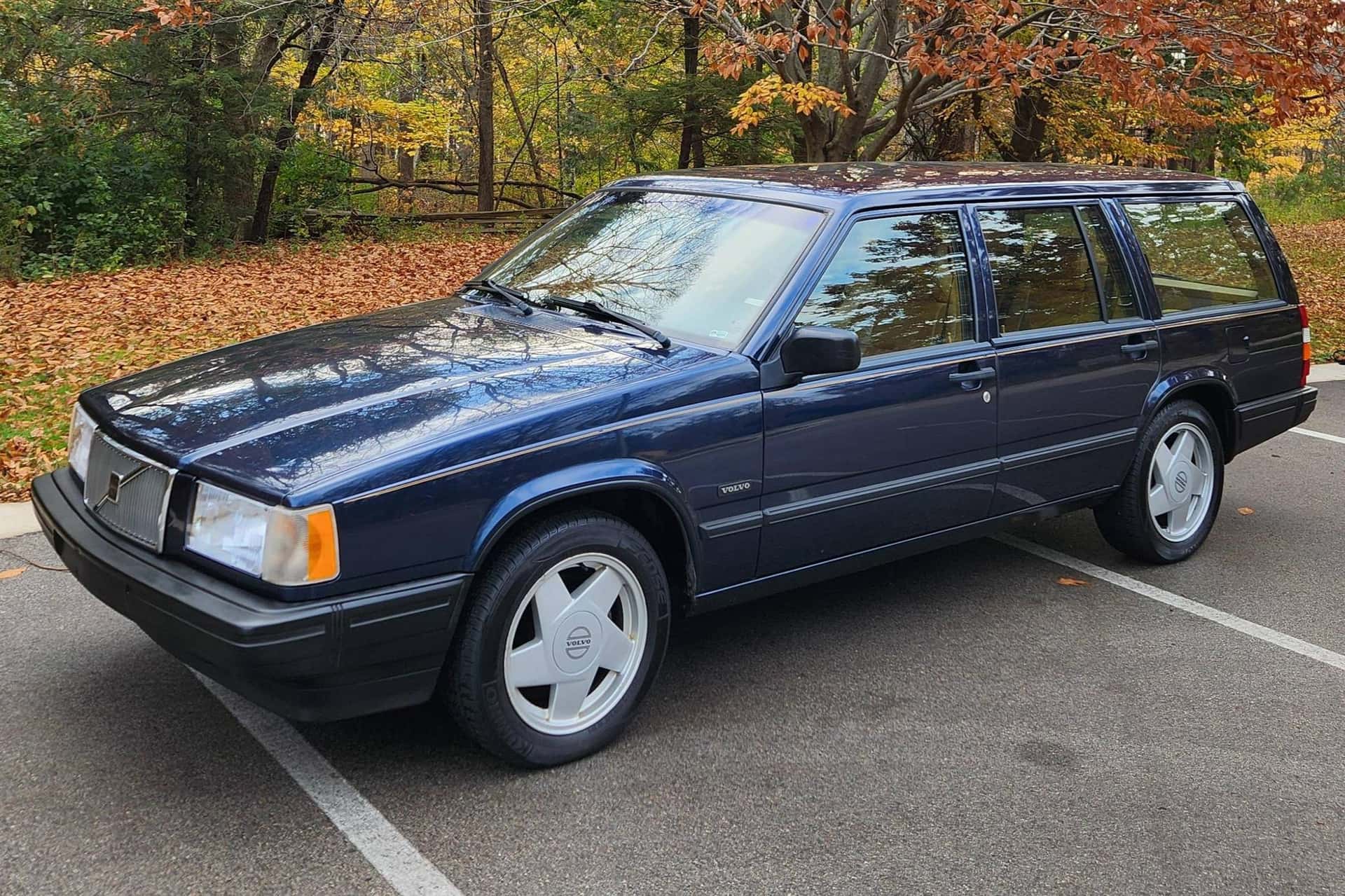 1994 Volvo 940 sold for $5,750