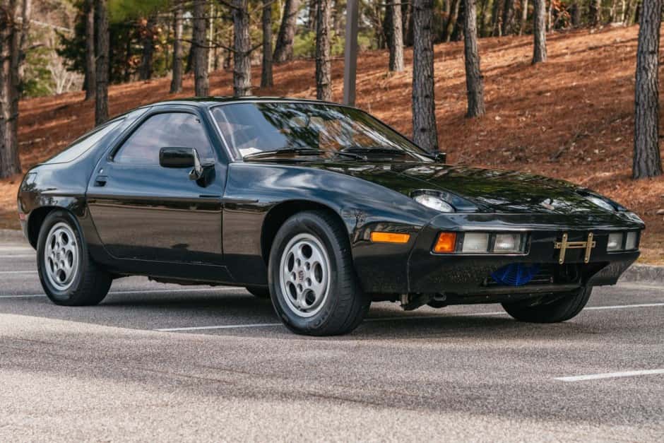 1980 Porsche 928 sold for $15,000