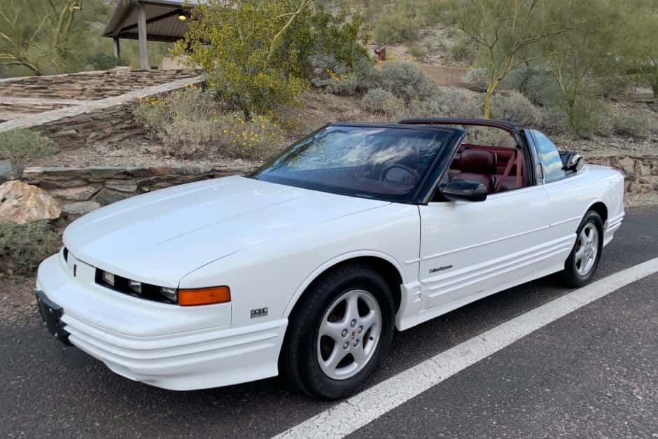 1994 Oldsmobile Cutlass sold for $7,950
