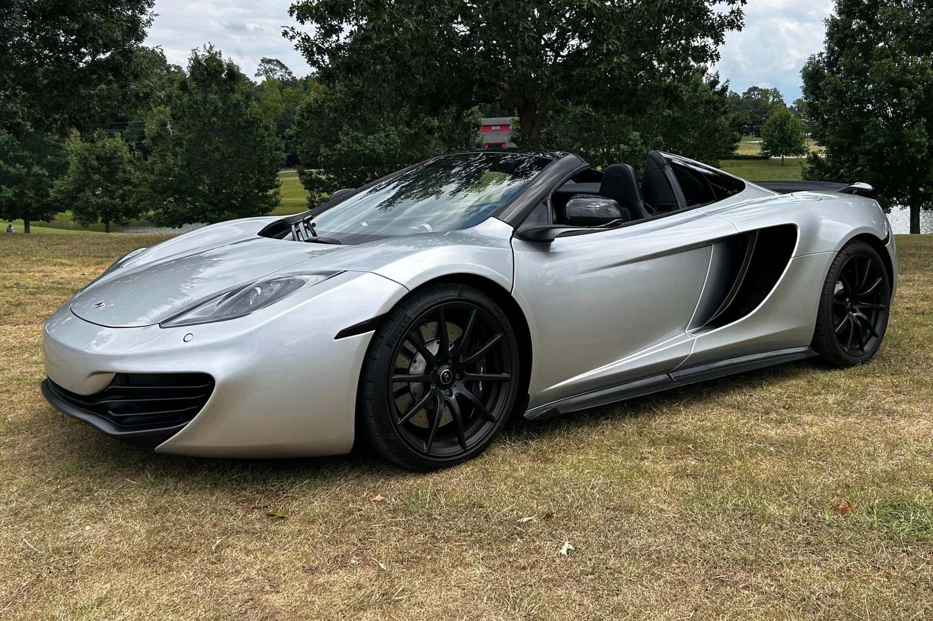 2013 McLaren MP4-12C sold for $95,500