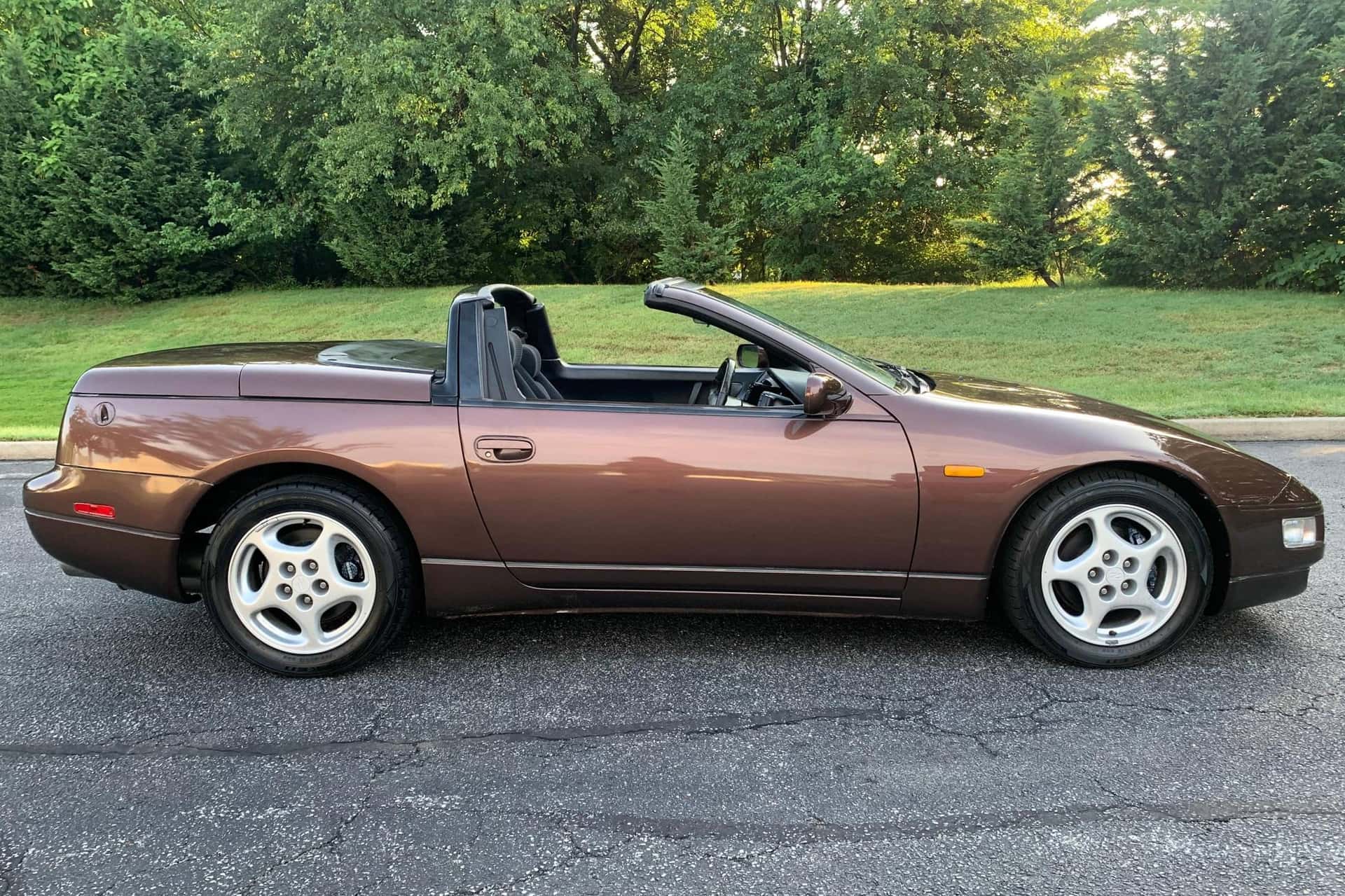 1992 Nissan 300ZX sold for $8,000