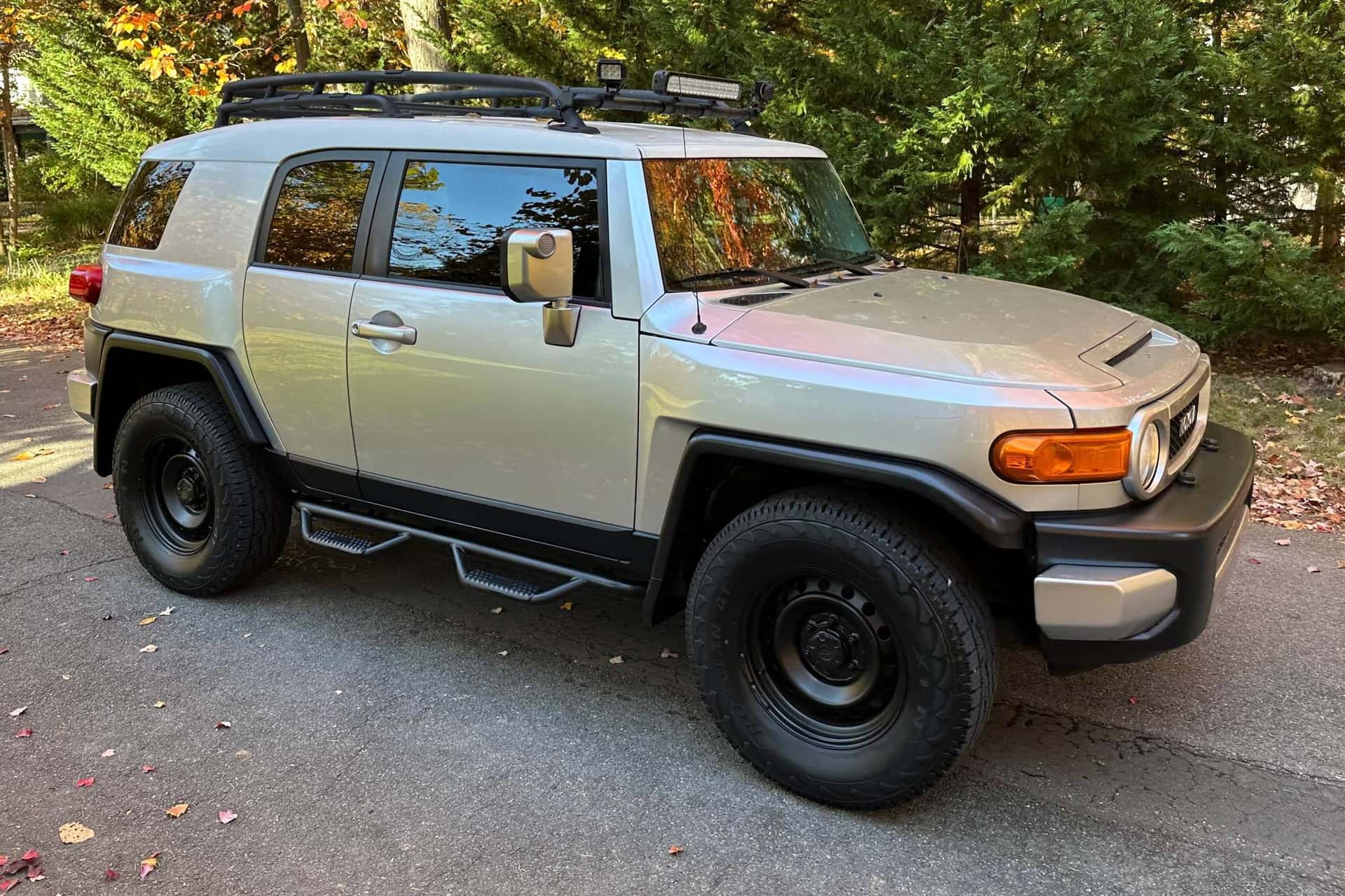 2007 Toyota FJ Cruiser sold for $8,200