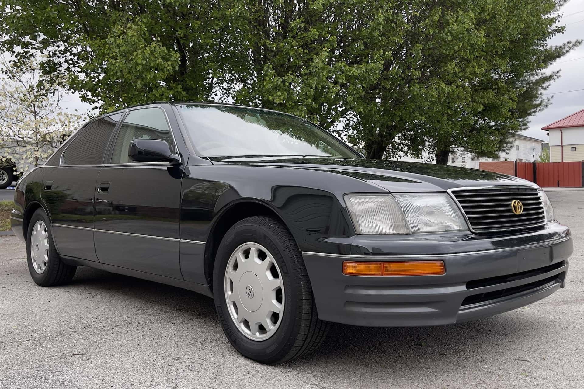 1995 Toyota Celsior sold for $8,400