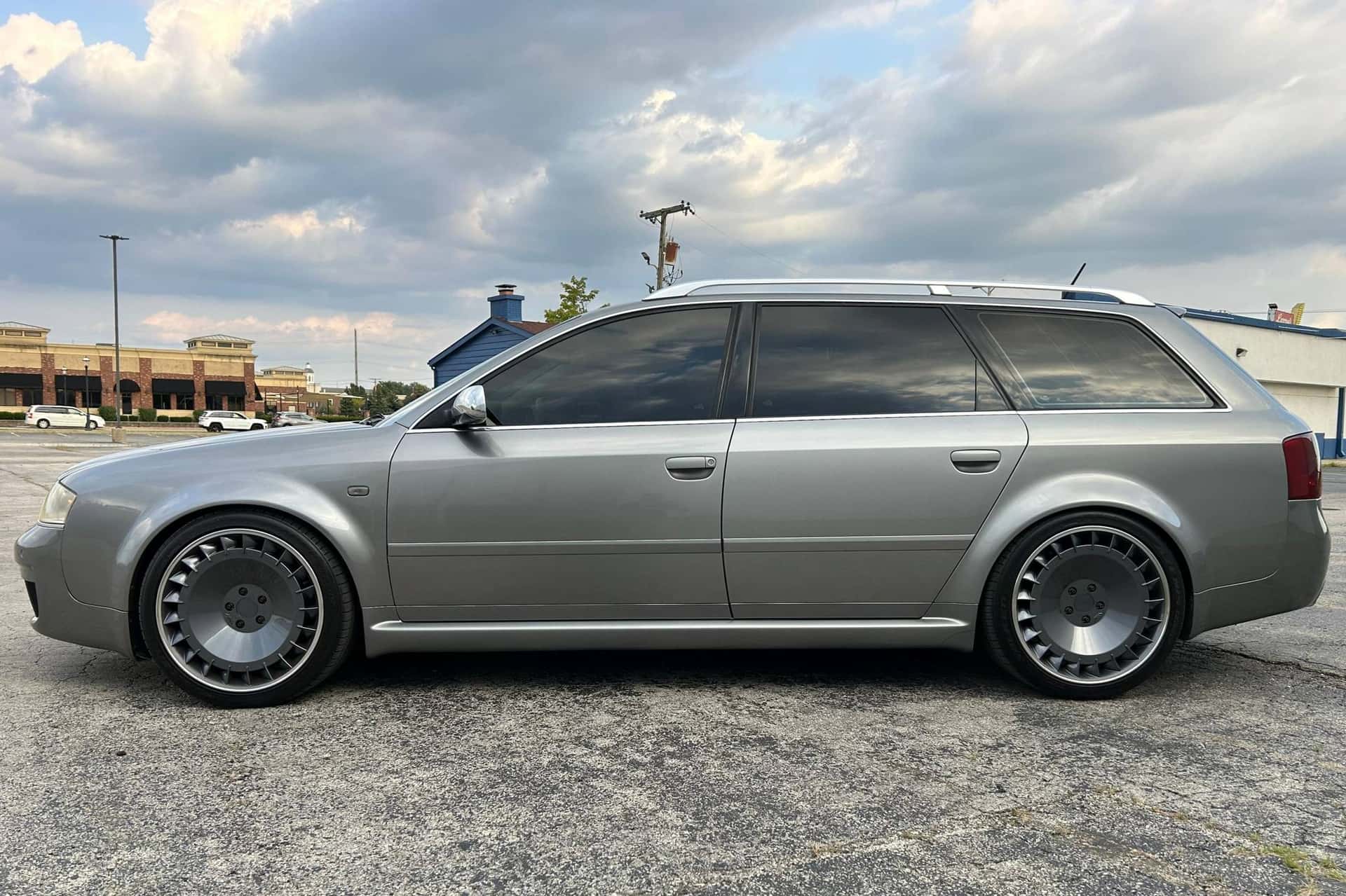 2002 Audi S6 sold for $18,250