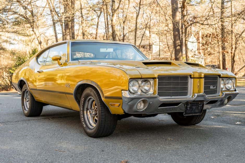 1971 Oldsmobile Cutlass sold for $11,250