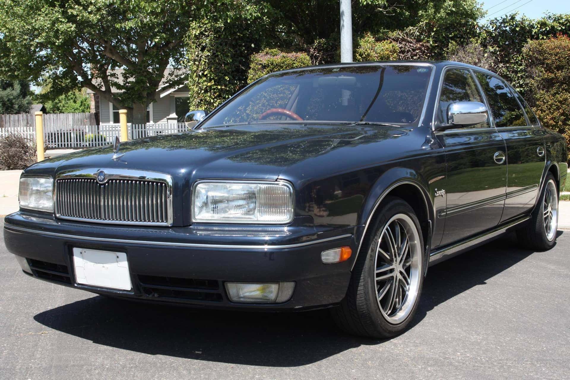 1995 Nissan President sold for $9,876