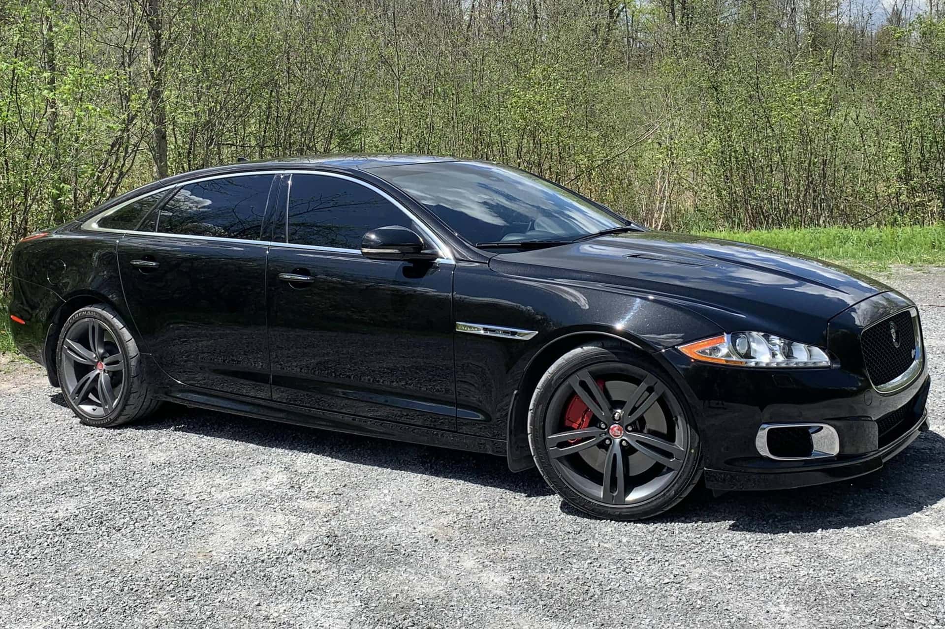 2015 Jaguar XJR sold for $30,888