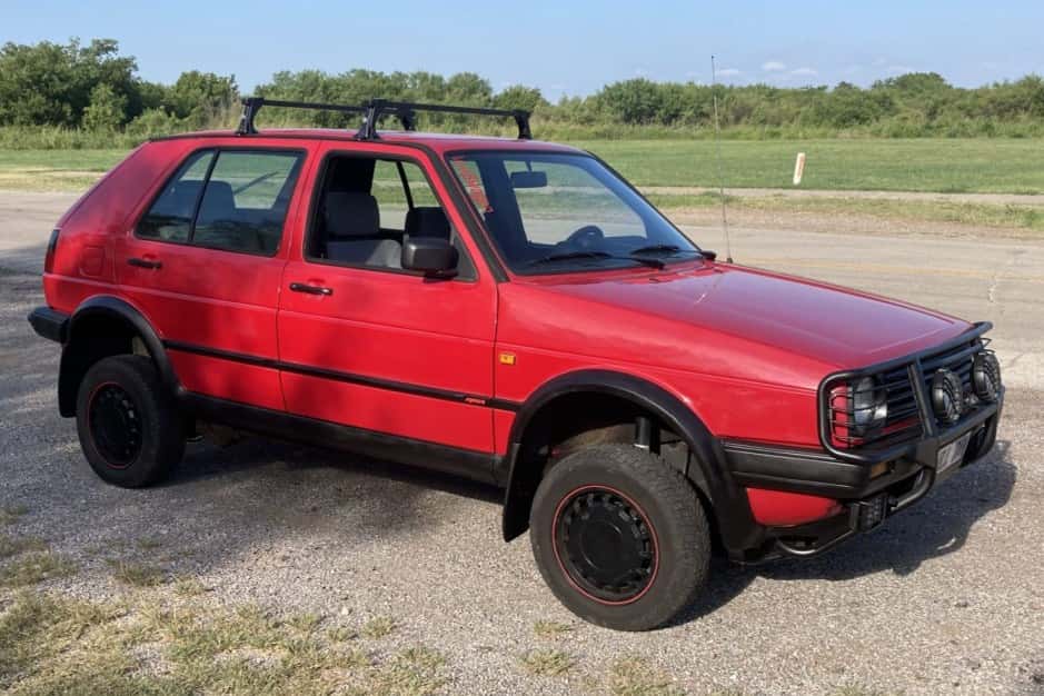 1990 Volkswagen Golf & Rabbit sold for $10,250