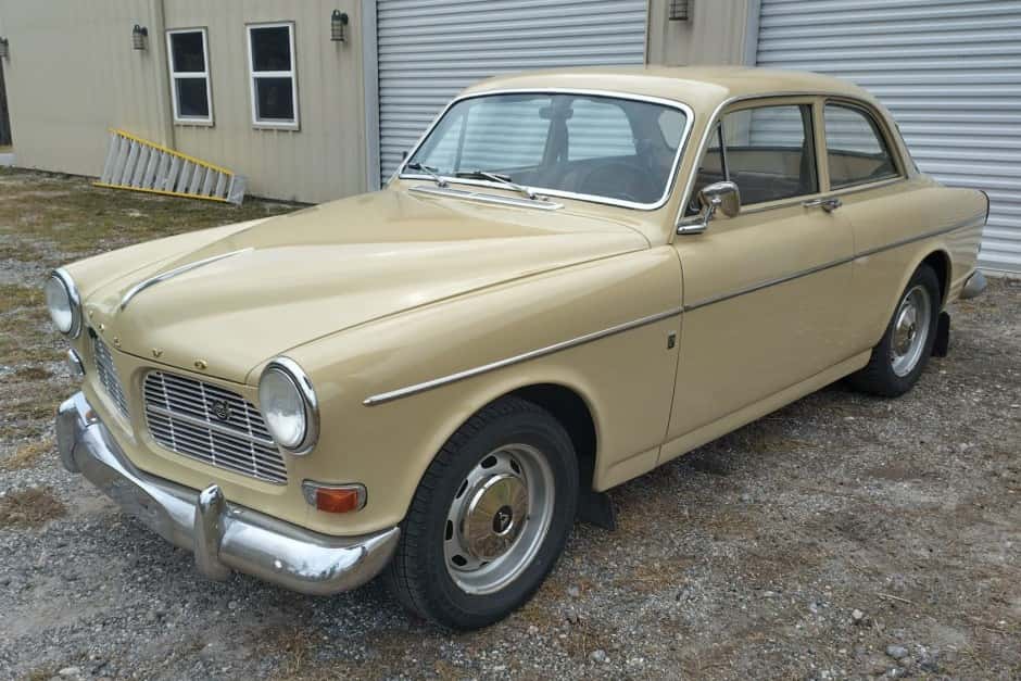 1964 Volvo Amazon sold for $12,000