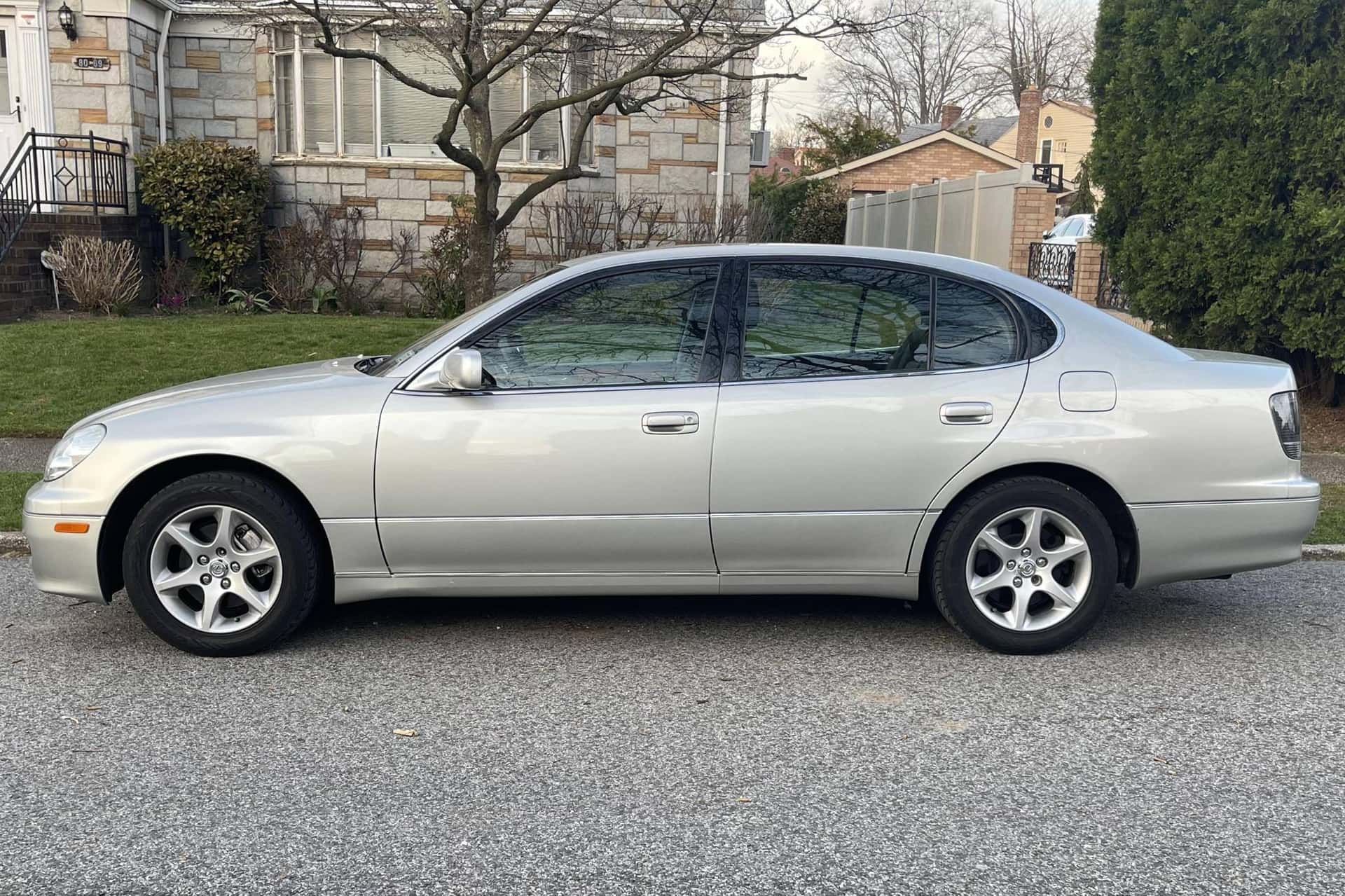 2004 Lexus GS sold for $10,000