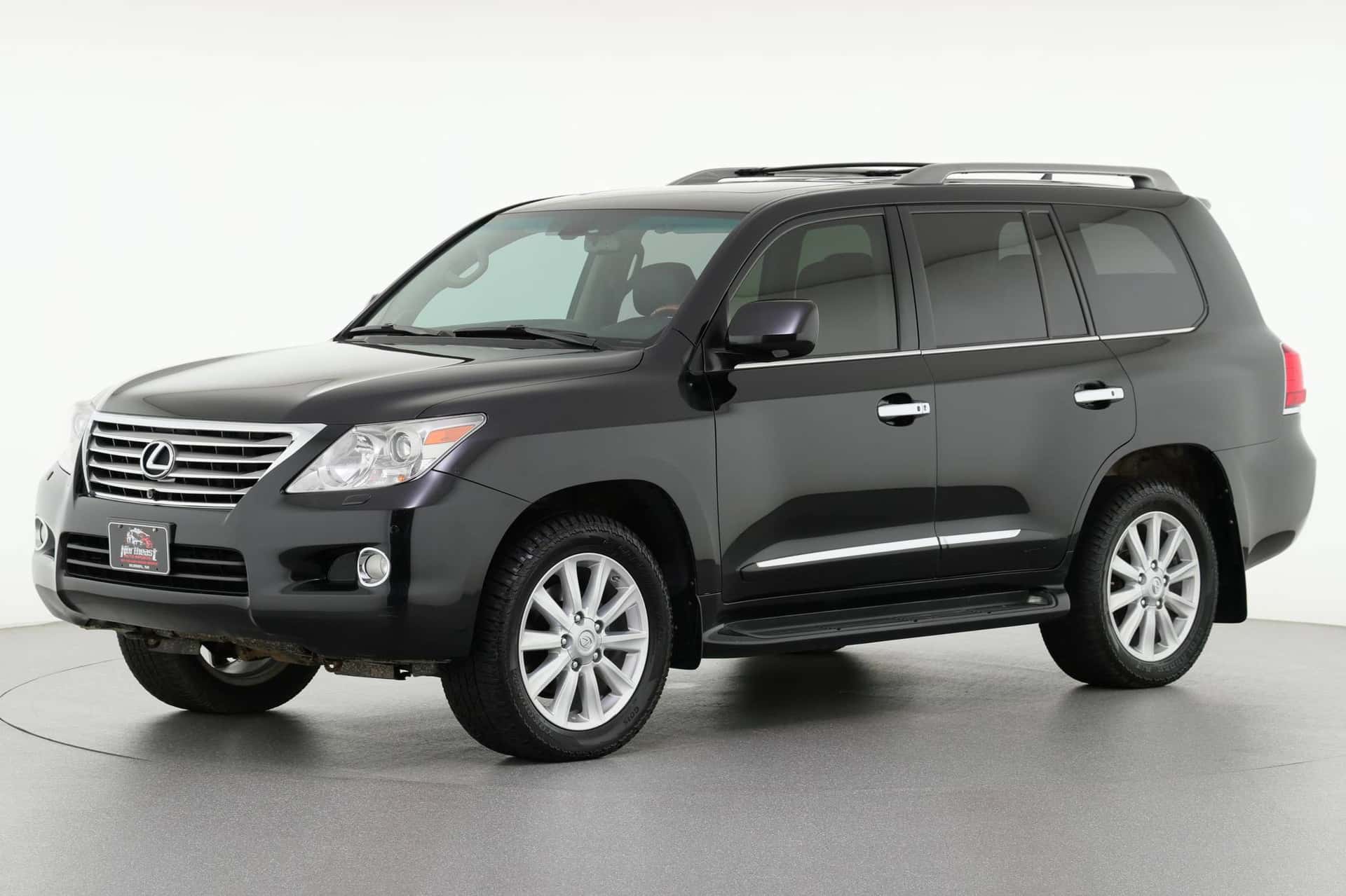 2011 Lexus LX sold for $30,001