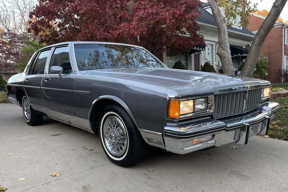 1985 Pontiac Parisienne sold for $12,500