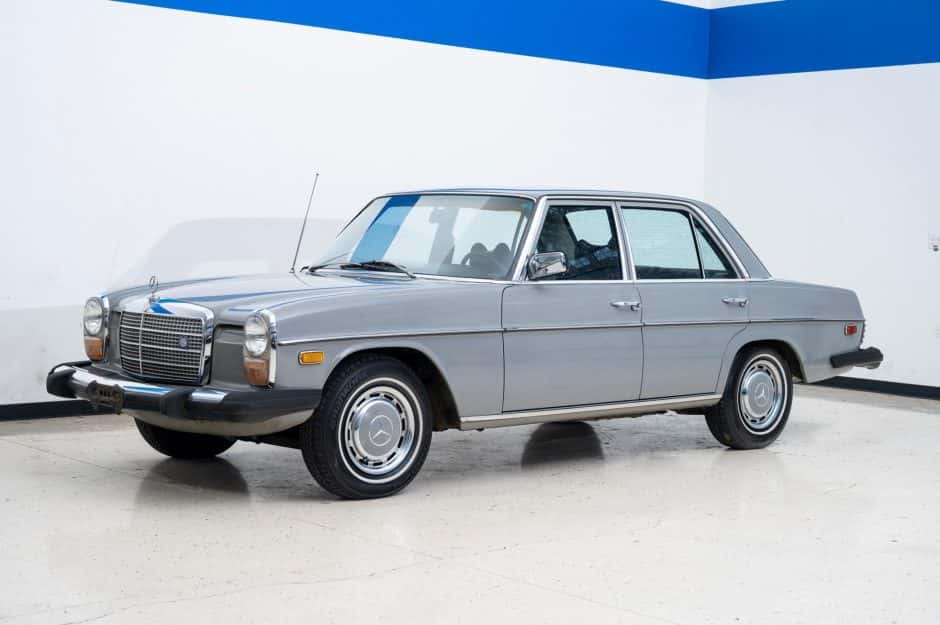 1974 Mercedes-Benz W114 & W115 sold for $9,200