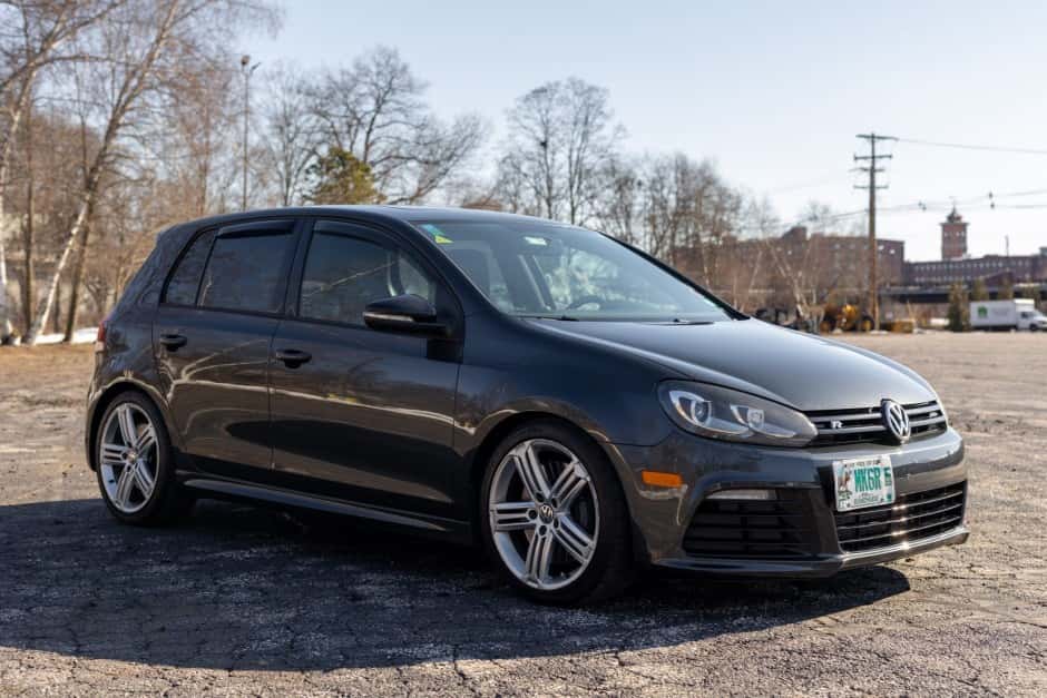 2013 Volkswagen Golf R sold for $14,500