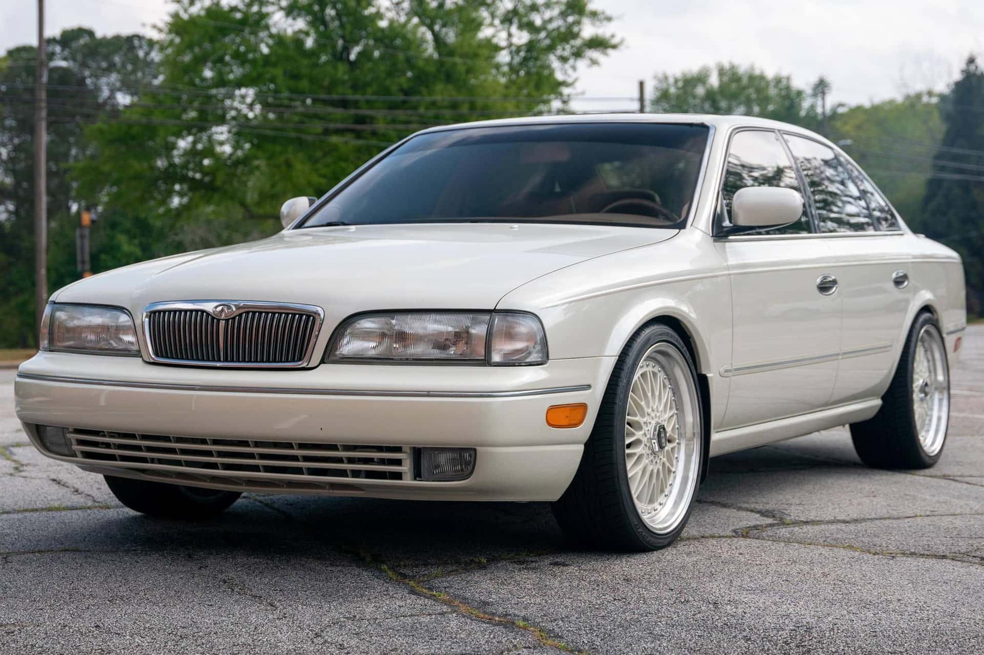 1995 Infiniti Q45 sold for $6,700