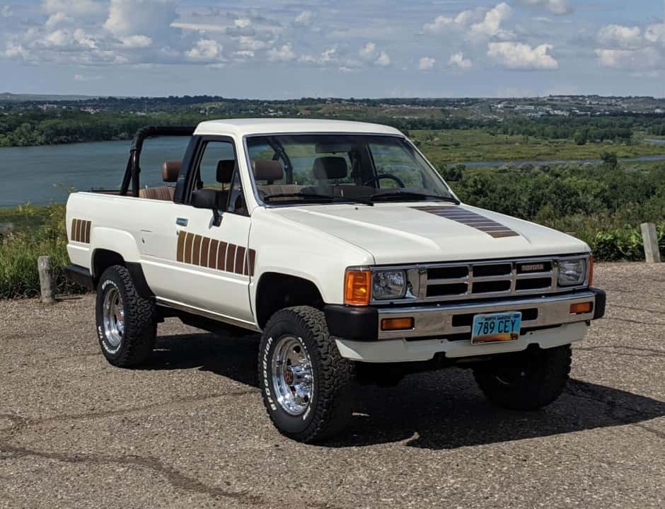 1984 Toyota 4Runner (N60) sold for $17,500