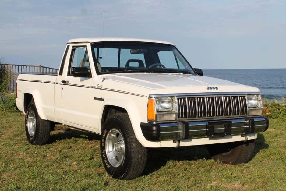 Jeep Comanche classic car
