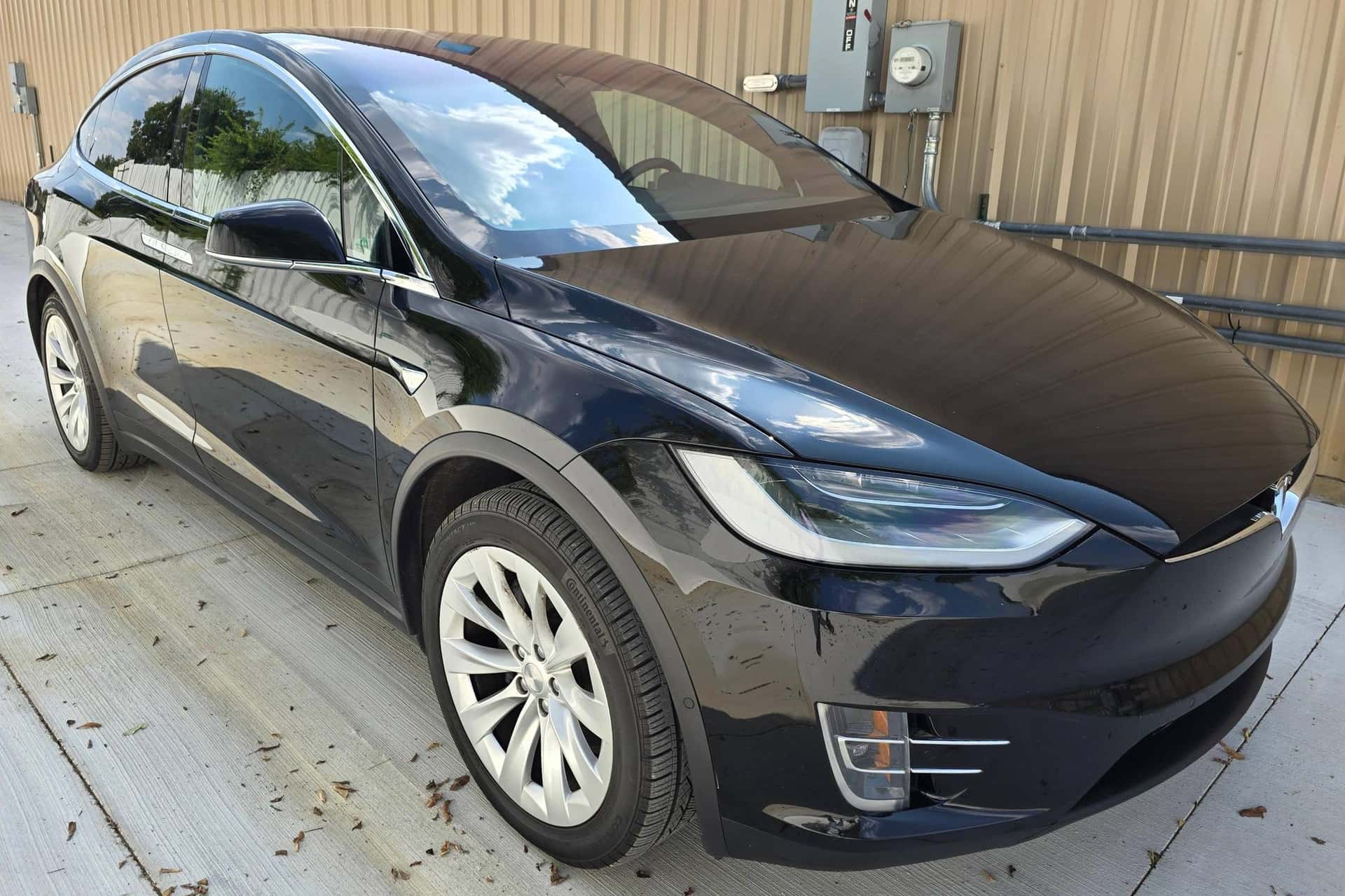2020 Tesla Model X sold for $34,000