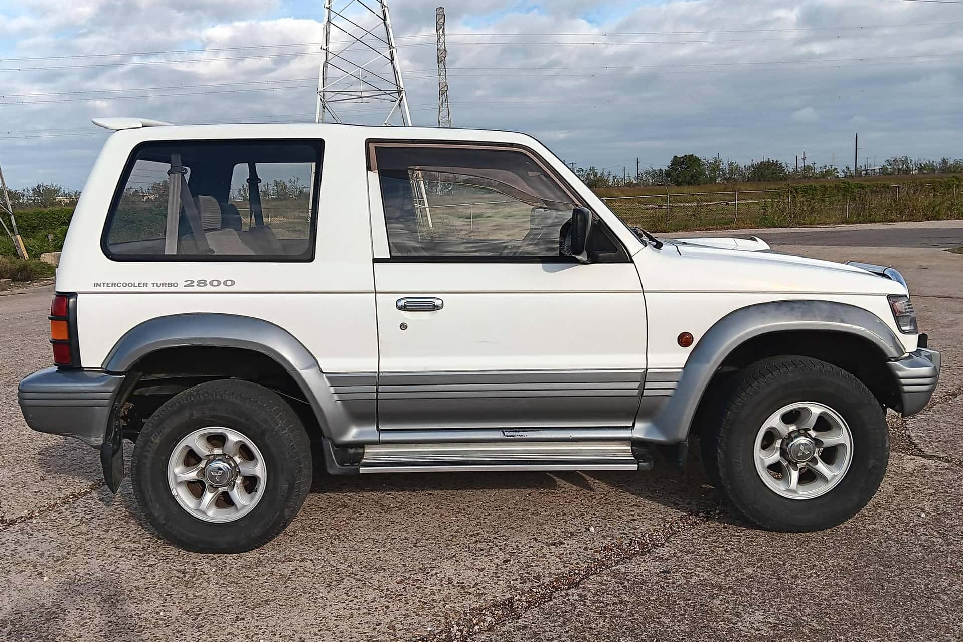 1995 Mitsubishi Pajero sold for $6,600