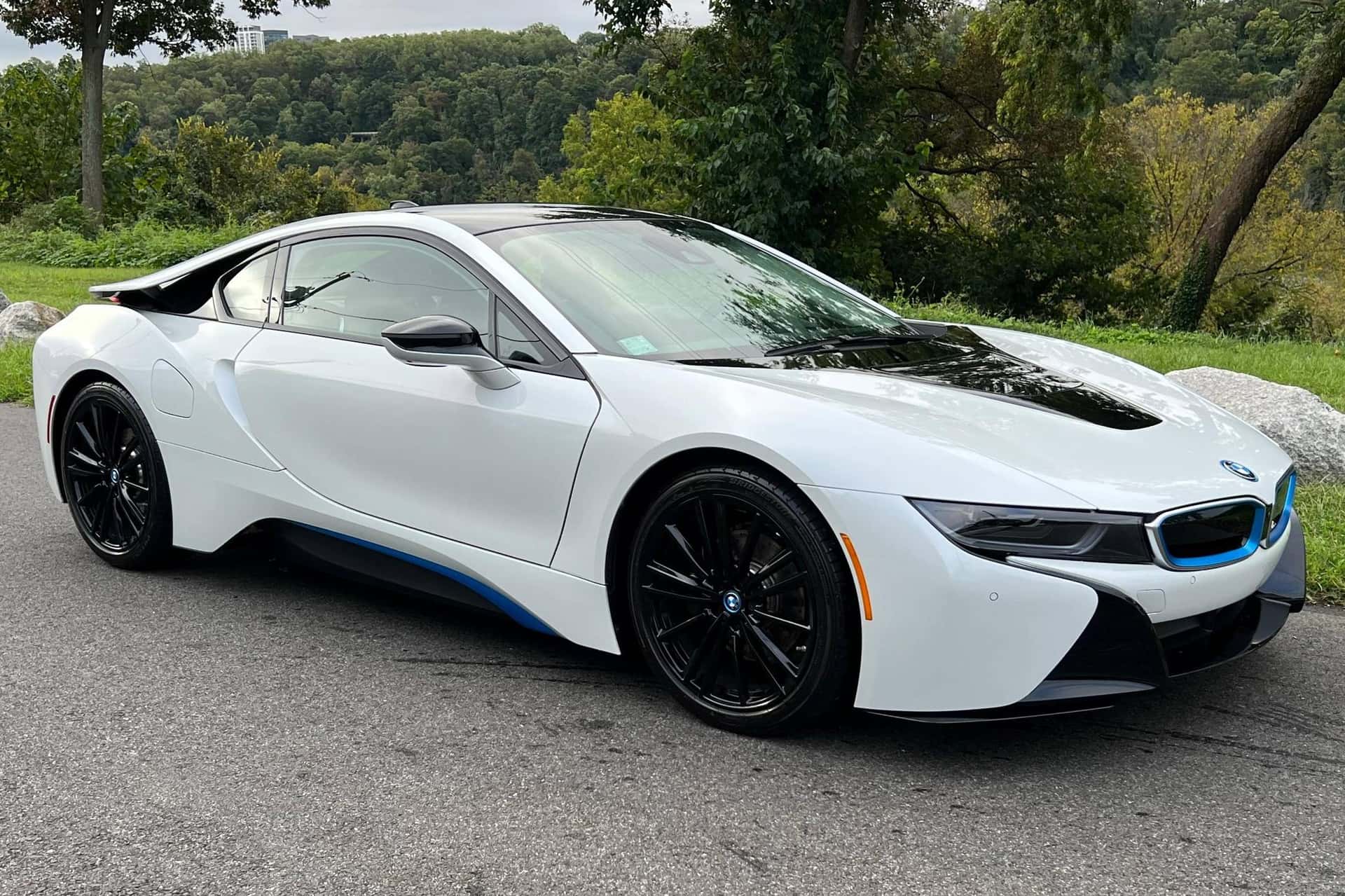 2019 BMW i8 sold for $72,500