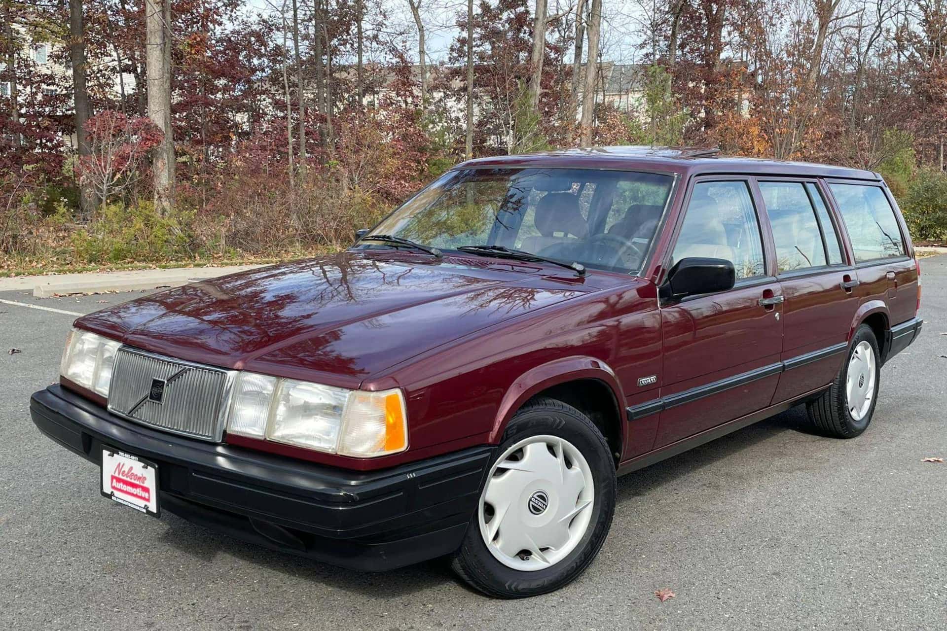1994 Volvo 940 sold for $7,800