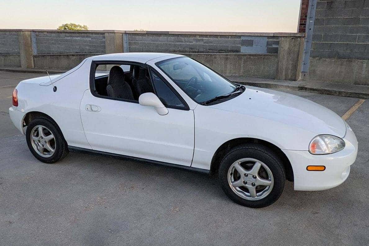 1996 Honda Del Sol sold for $5,700
