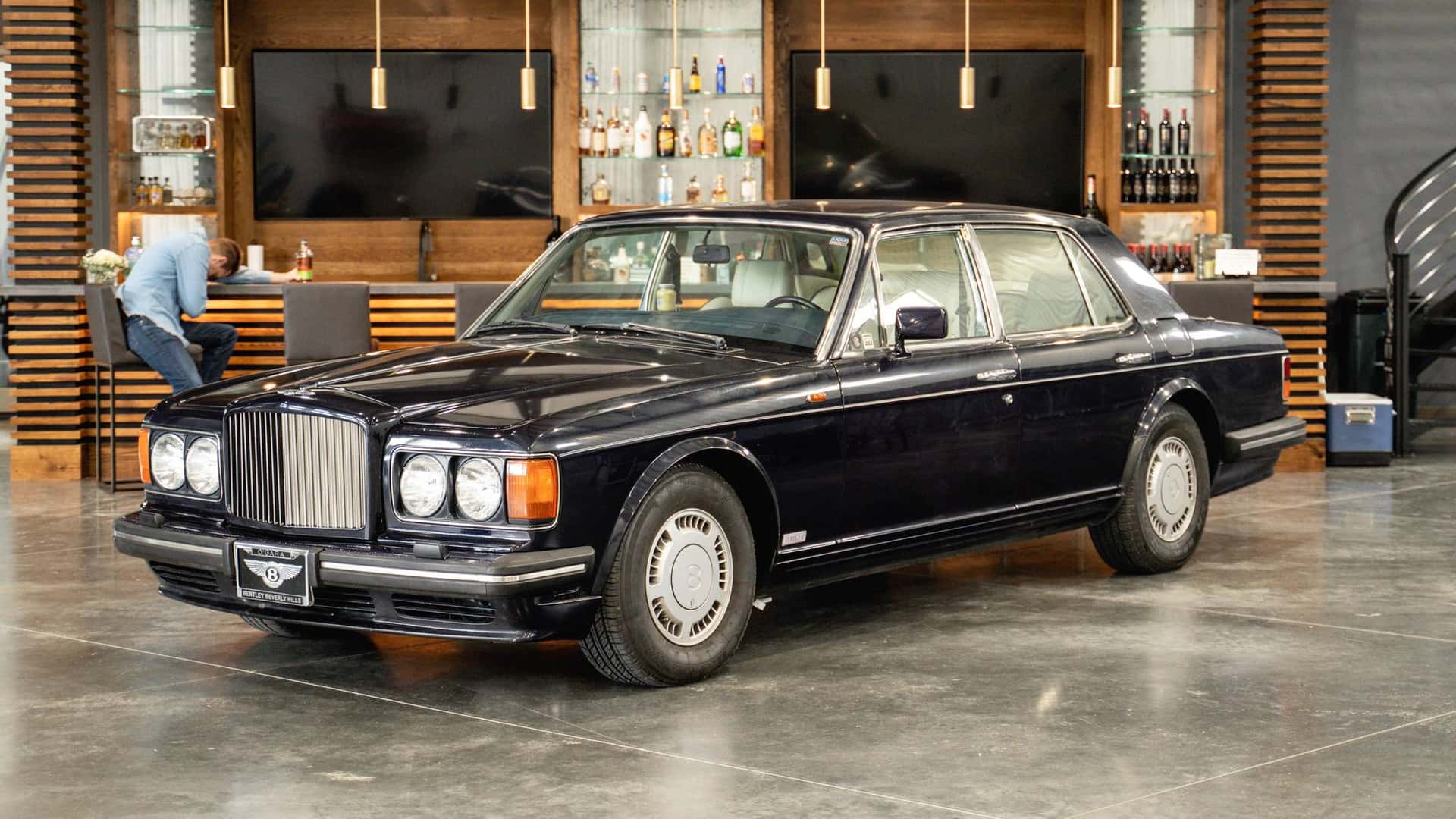 1990 Bentley Turbo R sold for $13,099