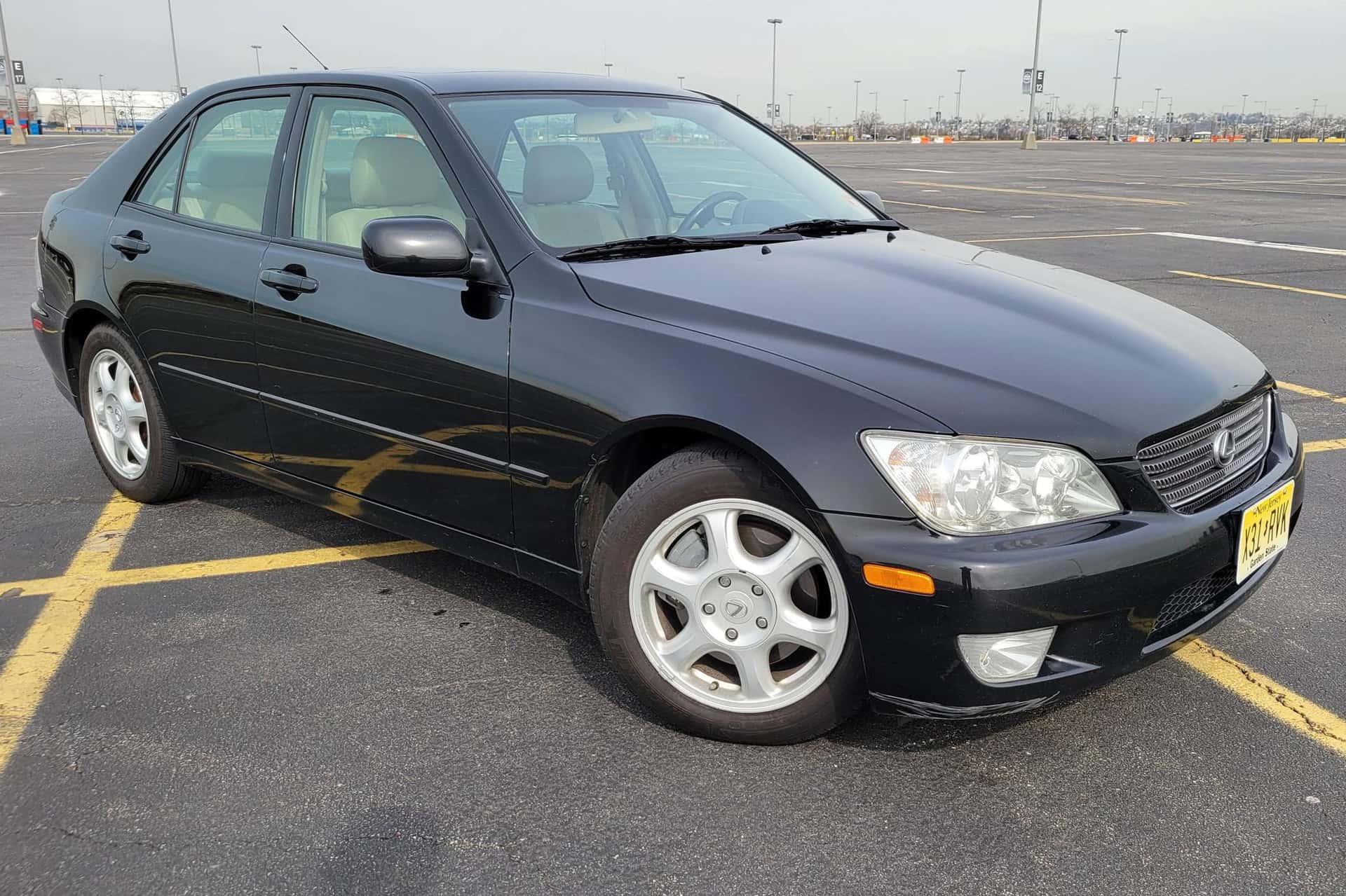 2001 Lexus IS sold for $10,000